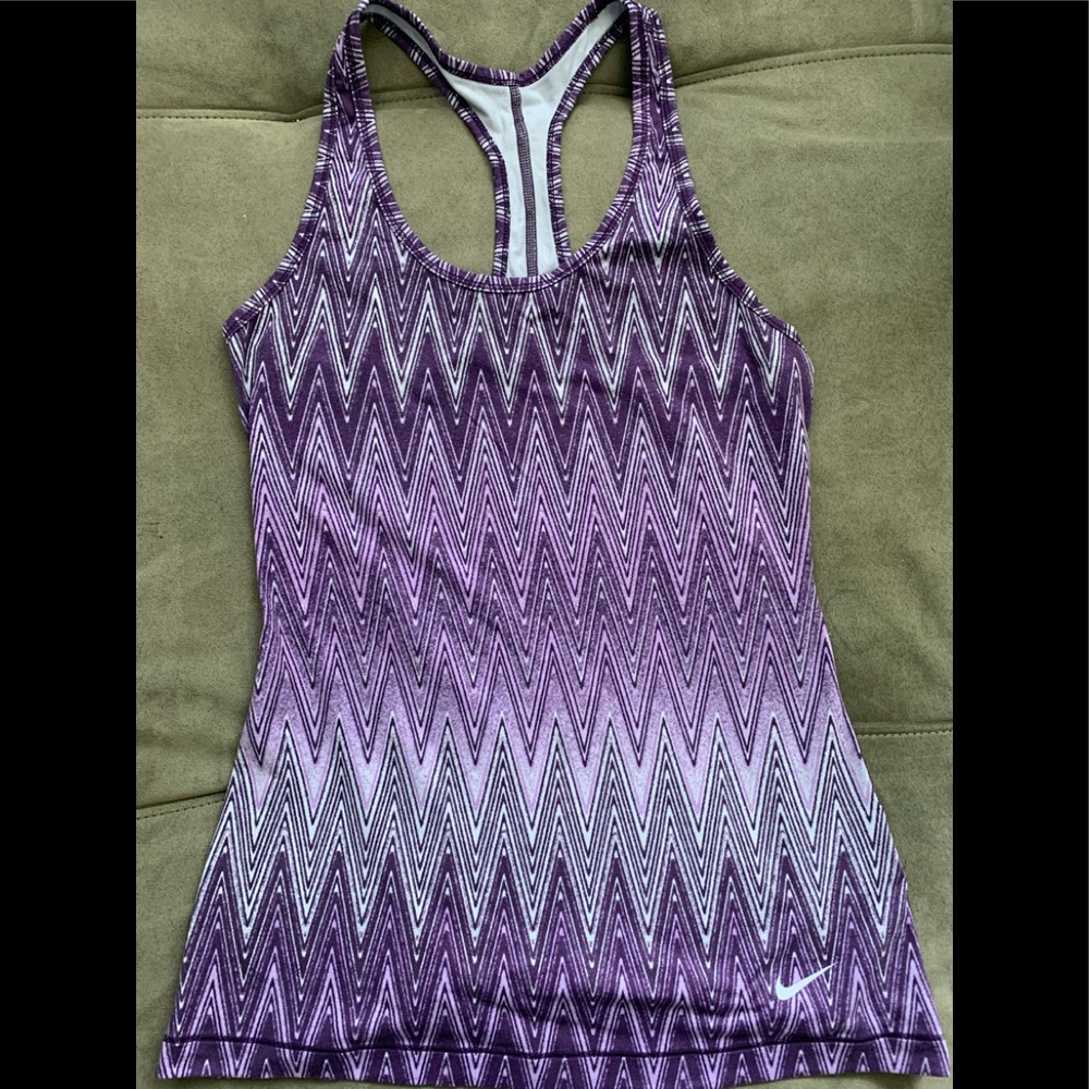 Nike tank